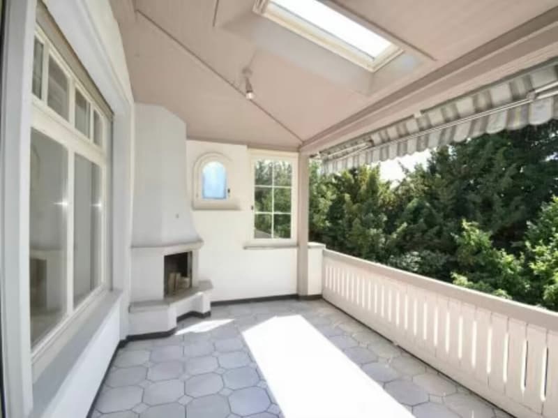 4 ½ Zimmer Wohnung in Jugendstilvilla mit Balkon (2)