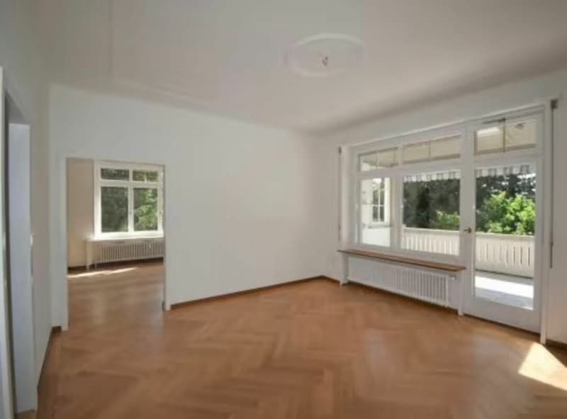 4 ½ Zimmer Wohnung in Jugendstilvilla mit Balkon (7)