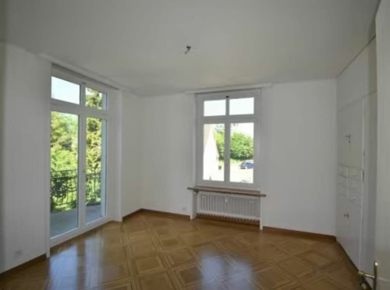 4 ½ Zimmer Wohnung in Jugendstilvilla mit Balkon (8)