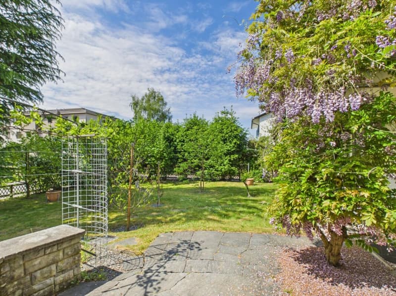 Wohnidylle mit Gartenparadies und viel Lebensqualität (18)