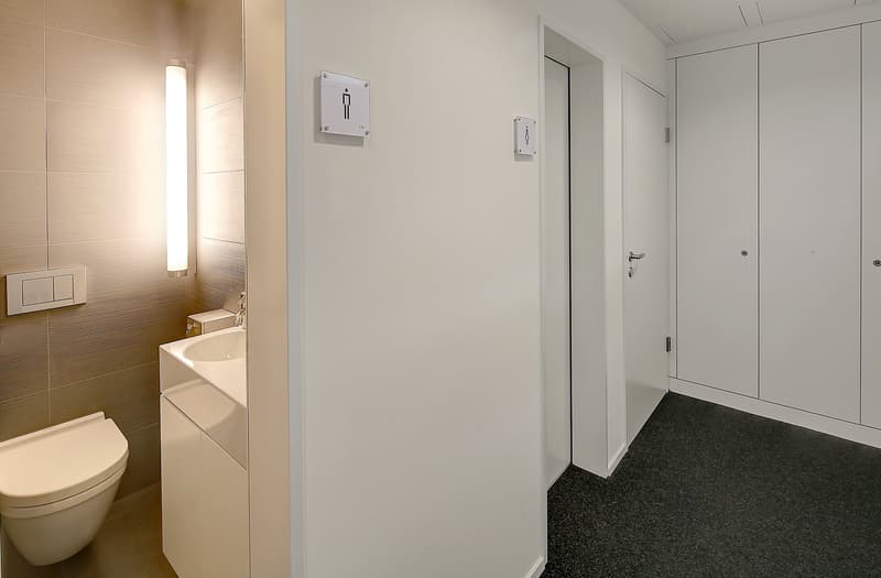 Espace de bureau aménagé en centre-ville (2)