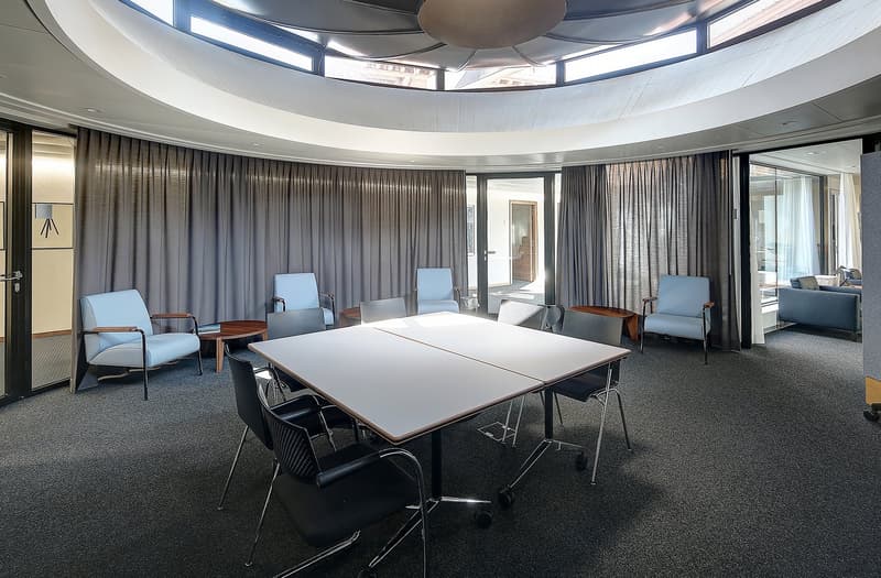 Surface commerciale et bureaux au centre ville (12)