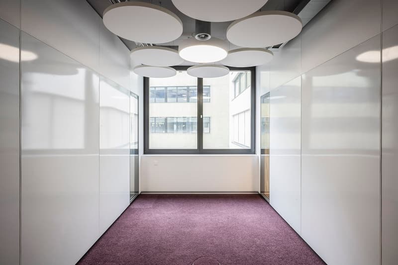 Moderne Büroflächen mit zahlreichen Parkplätzen - Power Tower Baden (9)