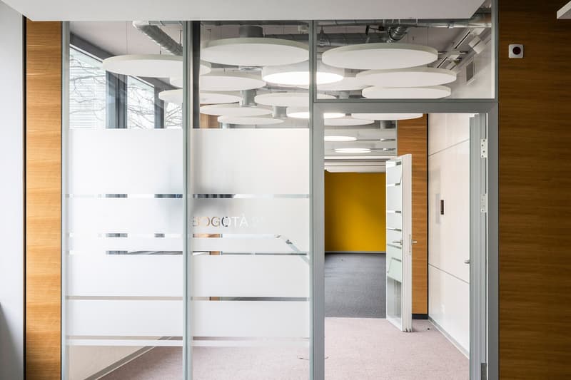 Moderne Büroflächen mit zahlreichen Parkplätzen - Power Tower Baden (10)