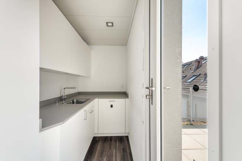Loewenstrasse_3_Zuerich_-_6._OG_ehem._CPTR_374_m²_Volle_Aufloesung_010.jpg