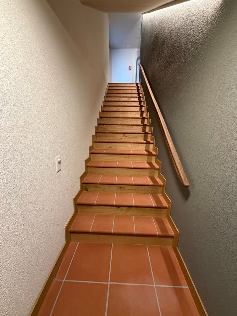 Treppenaufgang von WC