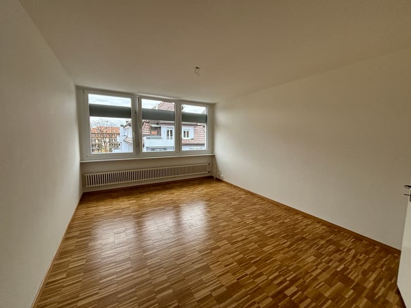 Zimmer Ansicht nach Aussen