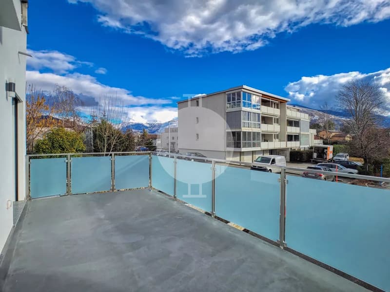 Superbe villa contemporaine et mitoyenne dans le village de Grimisuat (6)