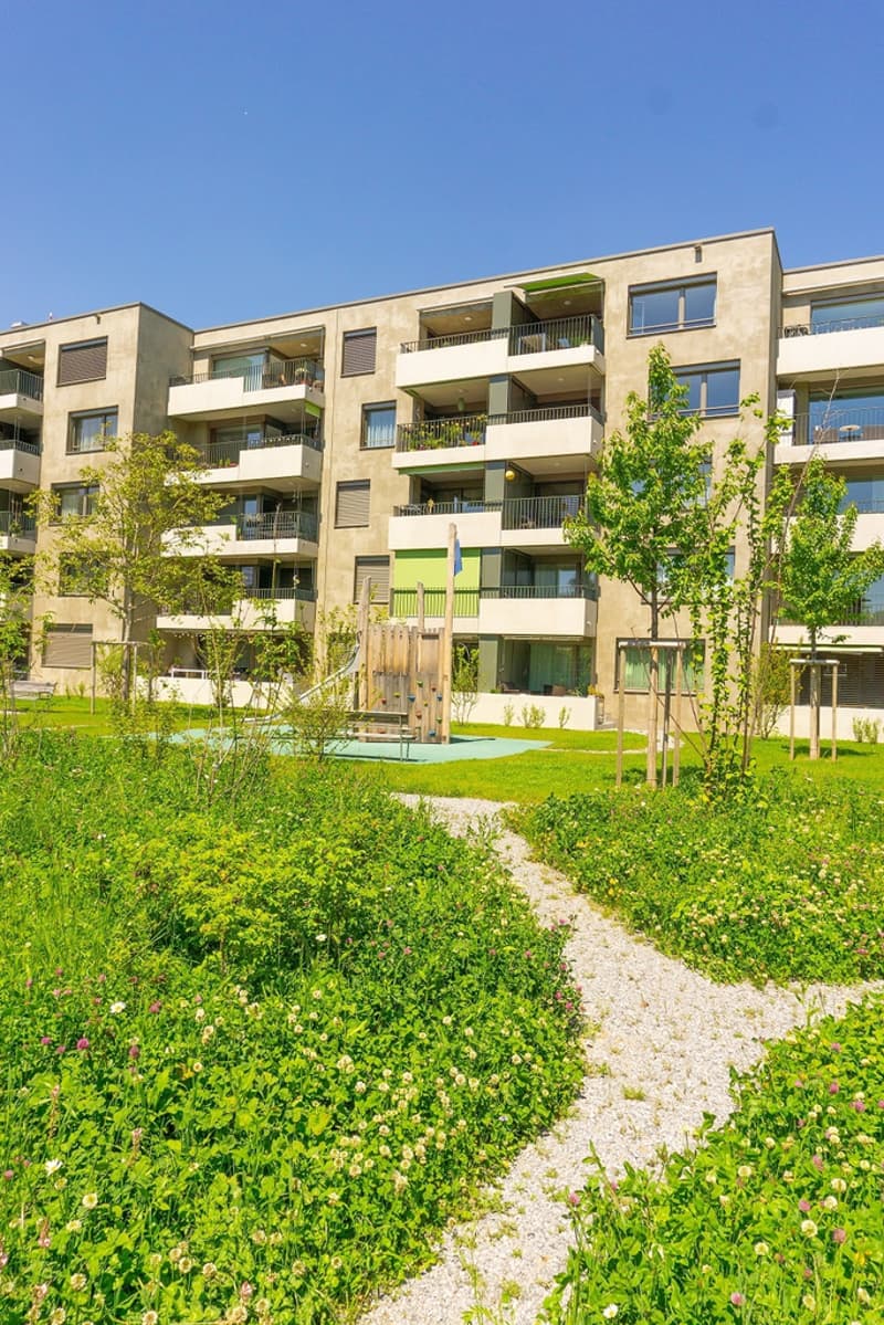 **moderne 3.5 ZWG** 3.OG**in der Wohnüberbauung zum Park (1)
