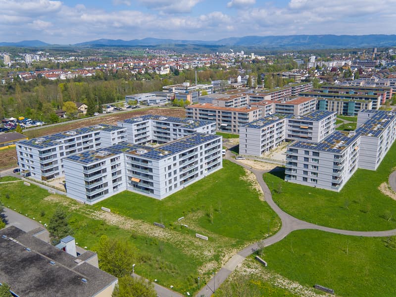 ***3'5ZWG**92m2**1.OG**Eckbalkon (2)