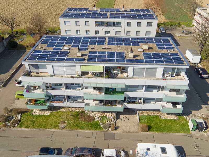 ***3'ZWG**BRAND-Neue Küche und Bad**30m2 Wo/Essen**14m2 Balkon (3)