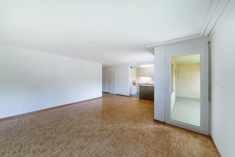 2 Nasszellen (1x Bad, 1x Dusche), Balkon mit Abendsonne, (6)