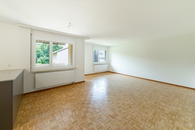 2 Nasszellen (1x Bad, 1x Dusche), Balkon mit Abendsonne, (5)