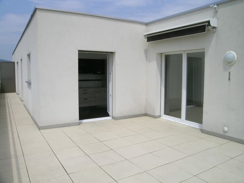 145 M2 DE MODERNITÉ À SAISIR (3)