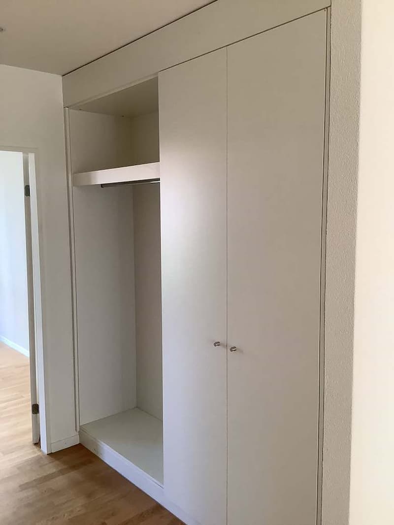 Eingang, Einbauschrank