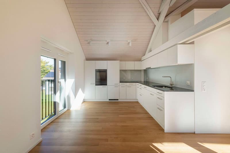 2.5-Zimmer-Dachwohnung in Bassersdorf (1)