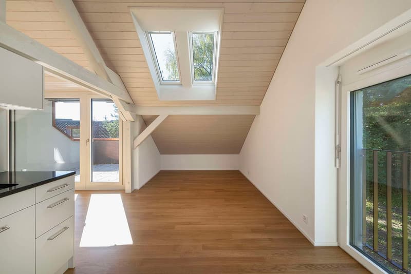 2.5-Zimmer-Dachwohnung in Bassersdorf (2)
