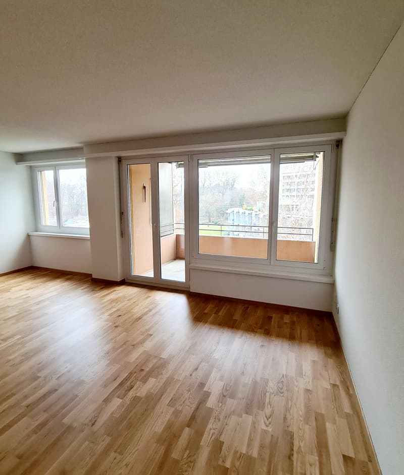 Wohnzimmer hat SITZPLATZ / typähnlich