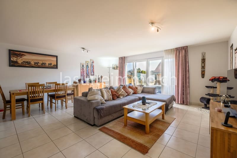 GIMEL - Villa contiguë avec jardin, Route de Saubraz 31, CHF 1300000 | homegate.ch