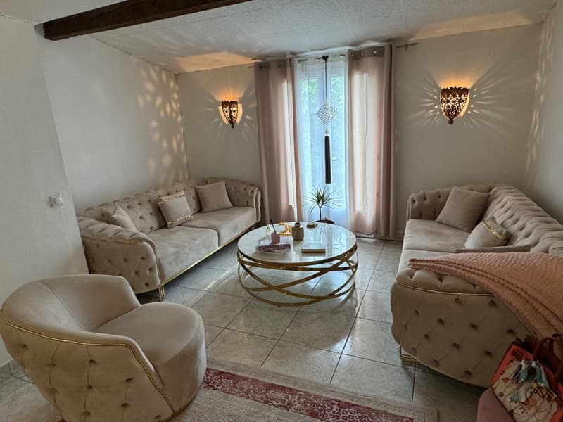 MAISON DE VILLE, GRANDE PIÈCE DE VIE, 4 CHAMBRES ET BEAU JARDIN (4)