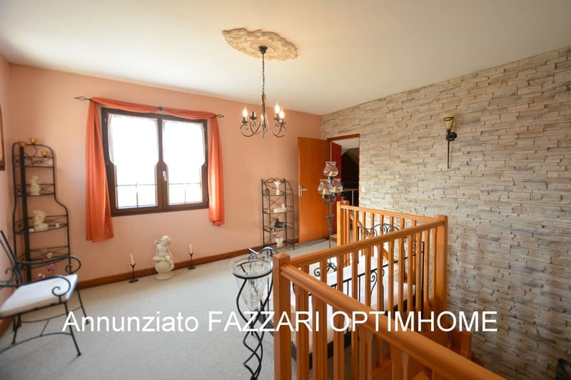 À vendre en exclusivité à Stenay, vaste maison familiale de plain-pied (11)
