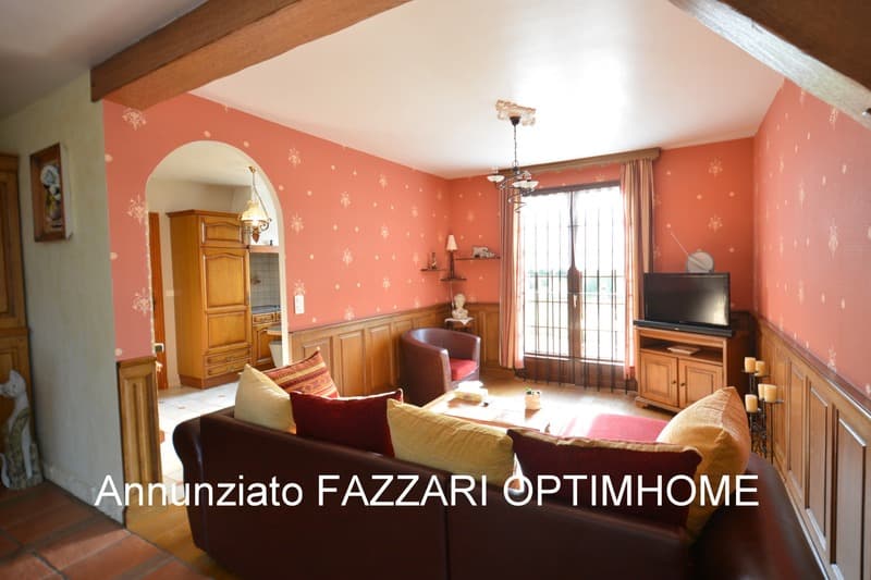À vendre en exclusivité à Stenay, vaste maison familiale de plain-pied (7)