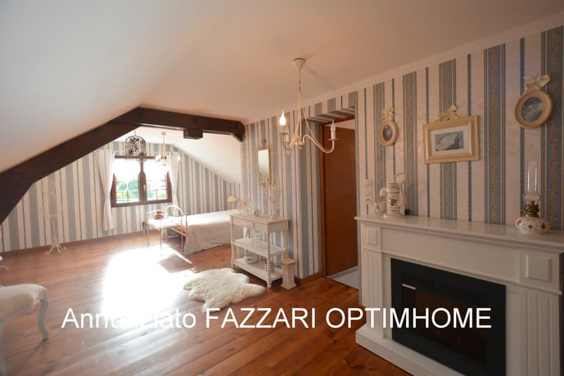 À vendre en exclusivité à Stenay, vaste maison familiale de plain-pied (12)