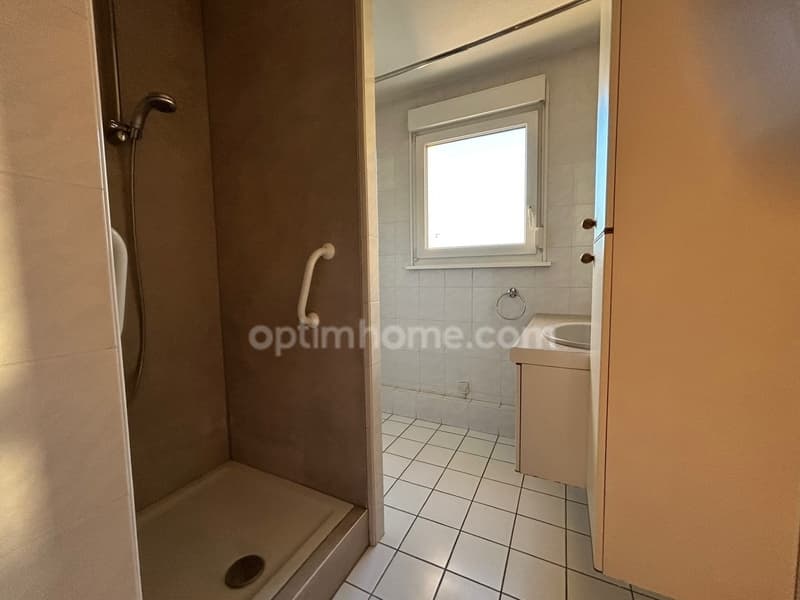 VILLAGE-NEUF, quartier résidentiel en impasse, joli appartement (8)