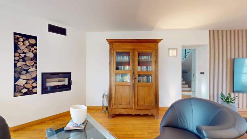 Ensemble immobilier maison d'habitation de prestige et bureaux (11)