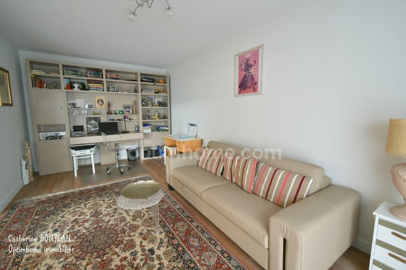 Maison à vendre 6 pièces 250 m2 prestations de qualité à BLANQUEFORT (13)