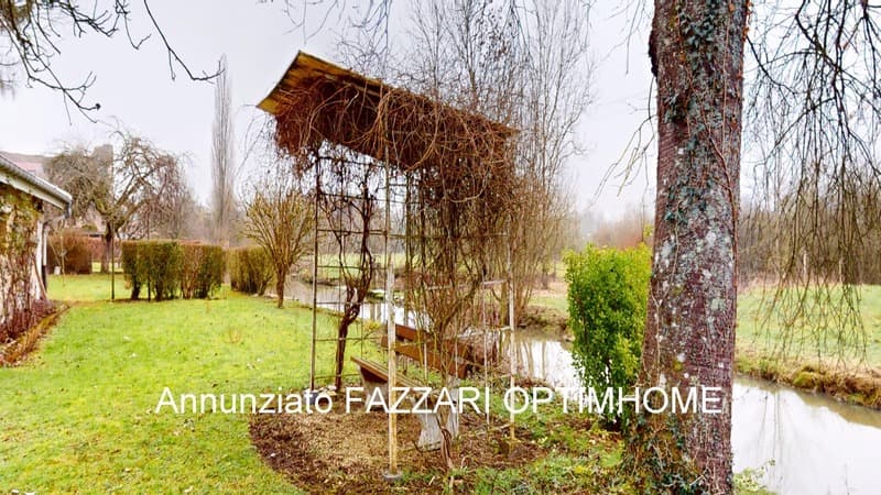 Maison à vendre à Louppy-sur-Loison (55600) - 385 m² - Propriété de (12)