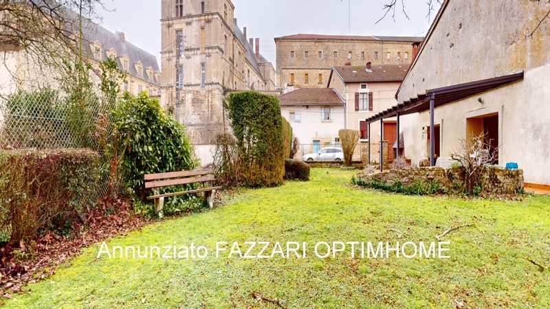 Maison à vendre à Louppy-sur-Loison (55600) - 385 m² - Propriété de (11)