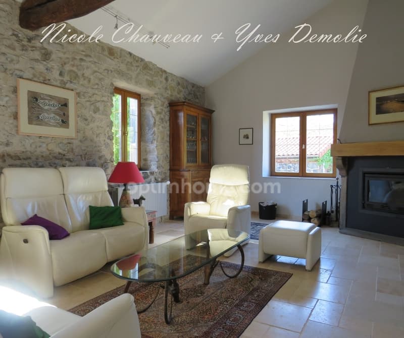 Maison à vendre 7 pièces Proche D'ISSOIRE (63) (12)