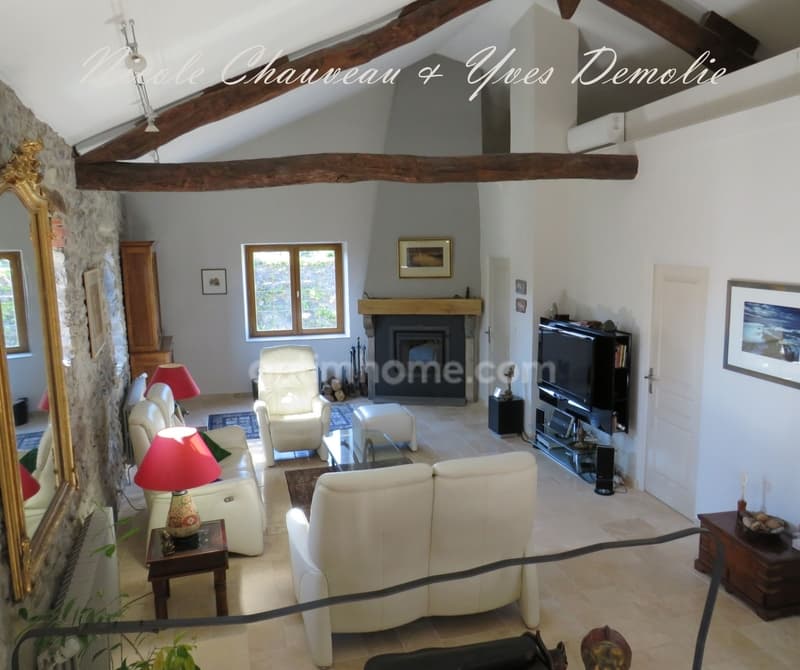 Maison à vendre 7 pièces Proche D'ISSOIRE (63) (11)