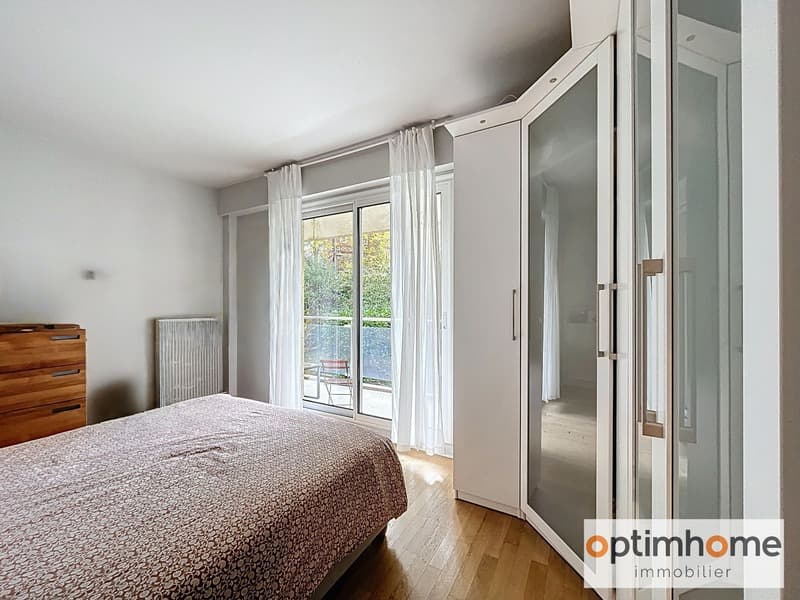 EXCLUSIVITE GARCHES - PLATEAU Appartement 3/4 pièces de 107 m²  Balcon (9)
