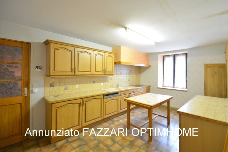 ? A vendre en exclusivité, Maison de village de 111 m² habitable avec (5)