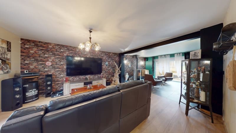 MBelle maison en pierre entièrement rénovée à Montmédy (6)