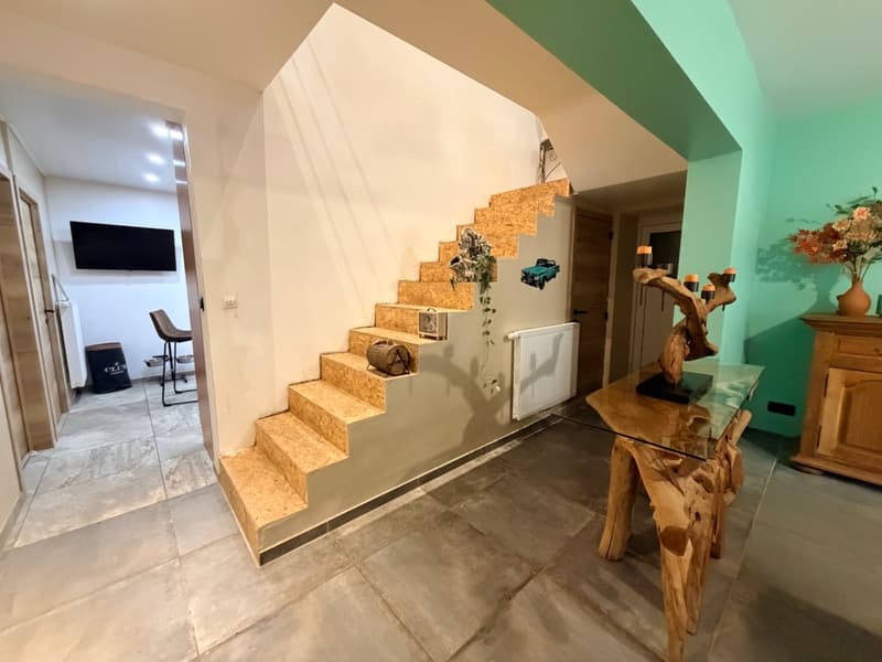 MBelle maison en pierre entièrement rénovée à Montmédy (12)