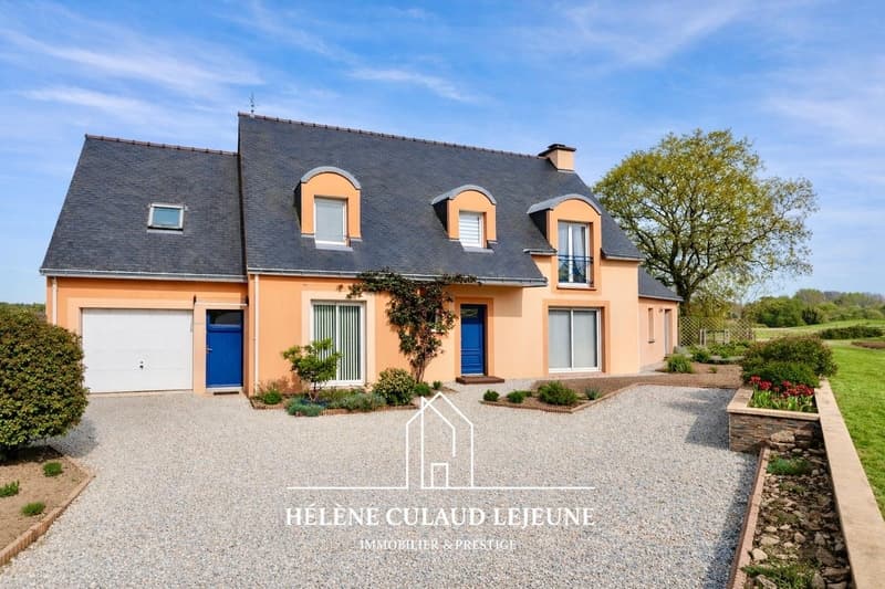 MAISON FAMILIALE AVEC VUE DÉGAGÉE SUR LA NATURE - 184 m² - VANNES (2)