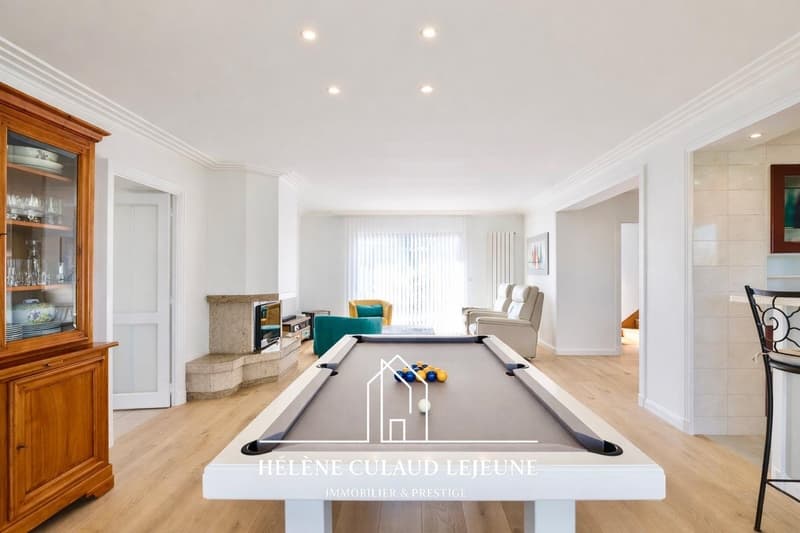 MAISON FAMILIALE AVEC VUE DÉGAGÉE SUR LA NATURE - 184 m² - VANNES (7)