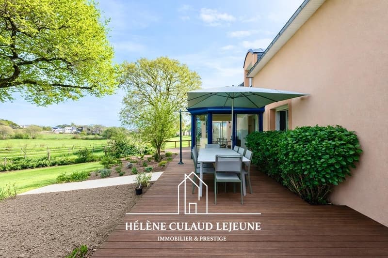 MAISON FAMILIALE AVEC VUE DÉGAGÉE SUR LA NATURE - 184 m² - VANNES (6)