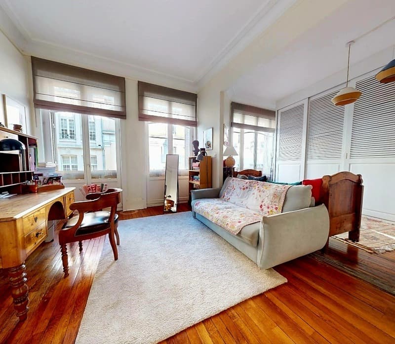 APPARTEMENT F7 DANS TRES BEL IMMEUBLE BOURGEOIS !!! (6)