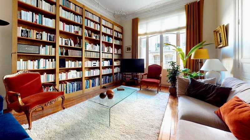 APPARTEMENT F7 DANS TRES BEL IMMEUBLE BOURGEOIS !!! (5)
