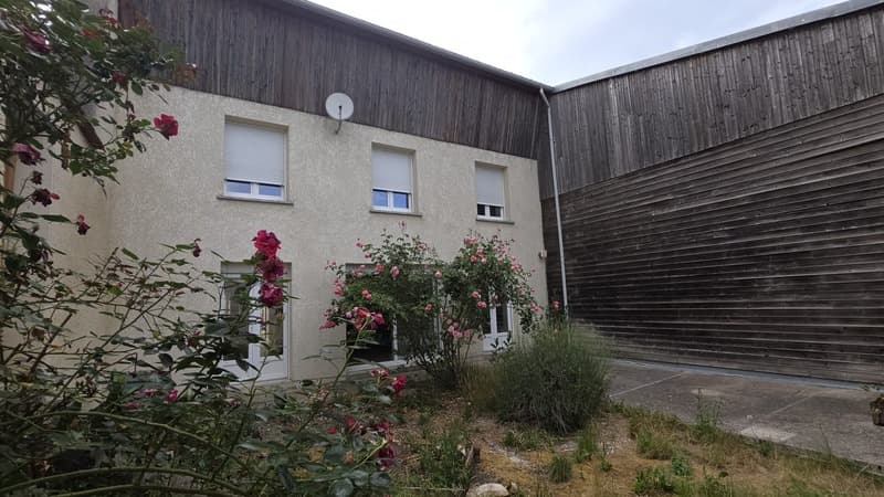 TROUSSEY -Maison de village - 5 pièces avec grand séjour, 3 chambres, (2)
