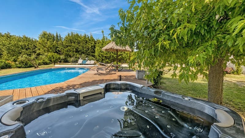 MÉRINDOL (84) | Magnifique propriété de charme de 215 m² (vendue (7)