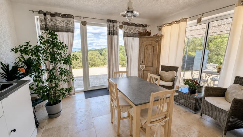 VERNÈGUES - secteur Cazan (13) | Magnifique maison de 190 m² avec vue (8)