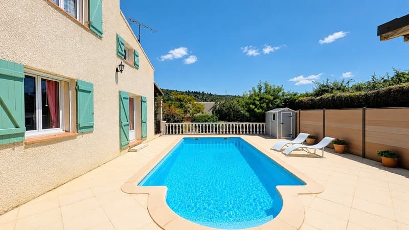 EYGUIÈRES (13) | Belle maison provençale T7 avec cour intérieure et (2)