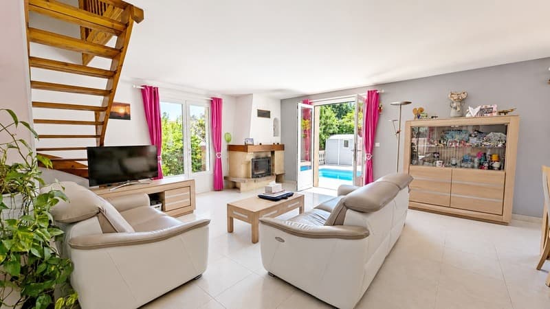 EYGUIÈRES (13) | Belle maison provençale T7 avec cour intérieure et (6)