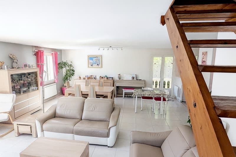 EYGUIÈRES (13) | Belle maison provençale T7 avec cour intérieure et (13)