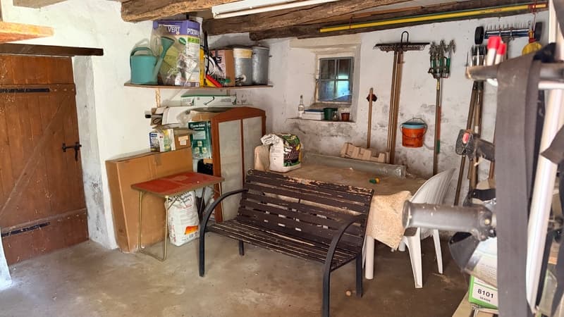 Villecloye maison 3 chambres avec grange, atelier, garage et beau (13)